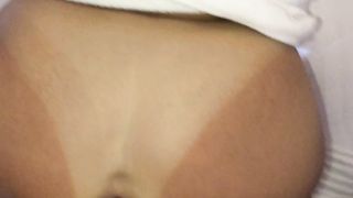 Mi eccito a guardare mia moglie che scopa con un mio amico