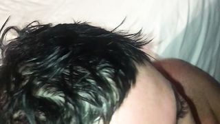 Mia moglie spompina un uomo in hotel