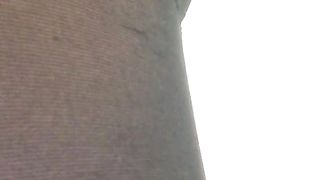 Che aspettate ancora? Mi volete sfondare il culo o no?