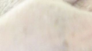 Che aspettate ancora? Mi volete sfondare il culo o no?