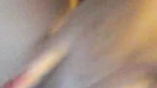 La mia amica si masturba pensando a me