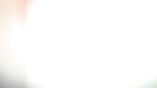 Trav scopata col buchetto che quasi prolassa