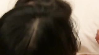 Piccola orgia con due fighe cinesi