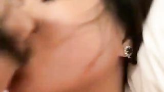 Piccola orgia con due fighe cinesi