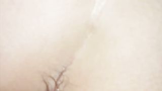 Moglie pelosa lo prende in culo