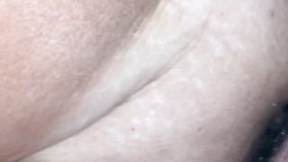 Sbattuta sul tavolo della cucina