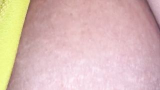 Sbattuta sul tavolo della cucina