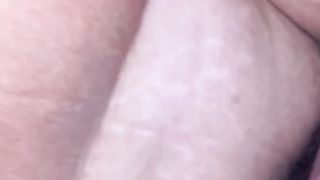 Sbattuta sul tavolo della cucina