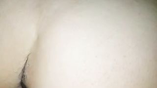 Moglie penetrata a pecorina nel culo