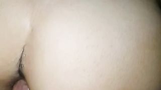 Moglie penetrata a pecorina nel culo