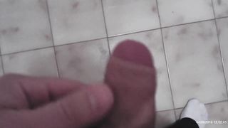 Segone e sborrata in mano