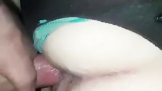 Mia moglie riempita di sperma da un mio amico