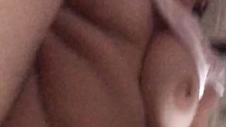 La tettona ha voglia di cazzi