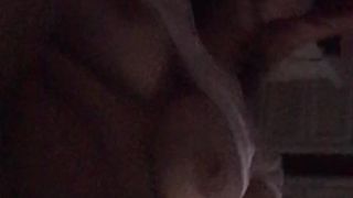 La tettona ha voglia di cazzi