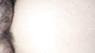 Moglie sfondata in culo a pelle in presenza del marito cuckold