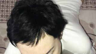 Mia moglie spompina il mio collega di lavoro superdotato