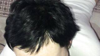 Mia moglie spompina il mio collega di lavoro superdotato