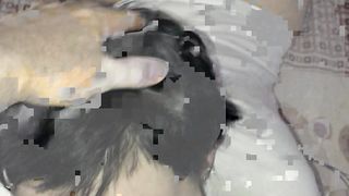 Mia moglie spompina il mio collega di lavoro superdotato