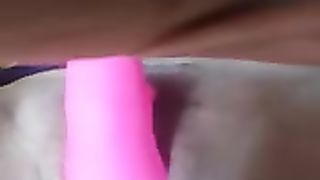 Godo guardando quella porca di mia moglie