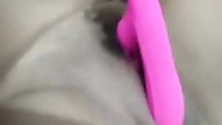 Sborro guardando mia moglie che gode così...