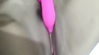 Sborro guardando mia moglie che gode così...