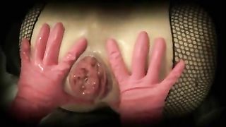 Trav prolassa dopo fisting e dildo...