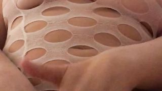 La tettona ha sempre voglia di toccarsi