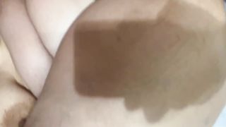 Inculata a cosce larghe