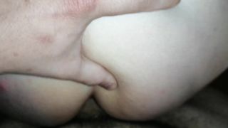 Gran sborrata sul culo