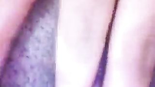 La troia della mia ex mentre si masturba