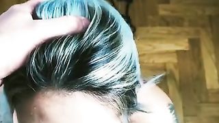 Sissi Battaglia succhia un cazzone