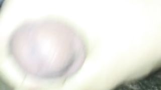 Ragazzo giovane sborra