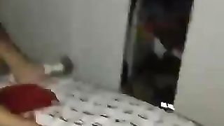 Conosciuta in spiaggia e sbattuta in camera