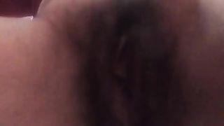 La mia amica in assenza del mio cazzo si masturba