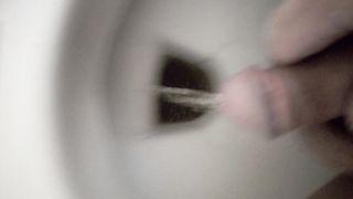 Pissing 4