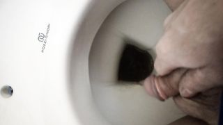 Pissing 4