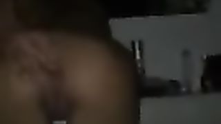 Alla bionda piace prendere il cazzo in faccia