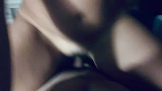 La mia tettona mi cavalca fino a venire