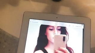 Tributo a troietta viziata