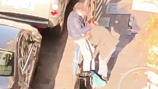 Pompino in strada con il covid-19