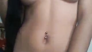 Giovane latina vogliosa