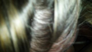 DEVE FARE LA STUPIDA TROIA