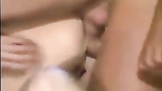 Scopata da tre cazzi in una volta