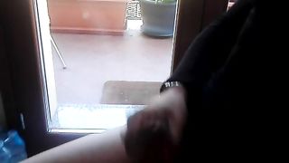 Davanti alla finestra