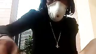 Mi meno il cazzo sul terrazzo