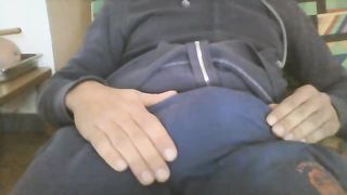 Anteprima del video: Aspettando risposte...