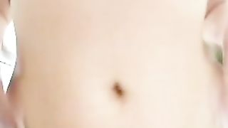 Lento ed eccitante spogliarello