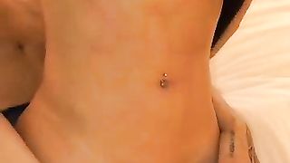 La prima volta che le viene in bocca