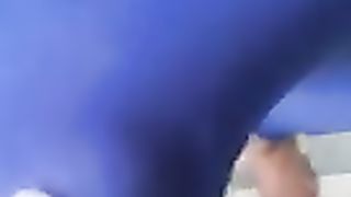 Mi masturbo in leggins