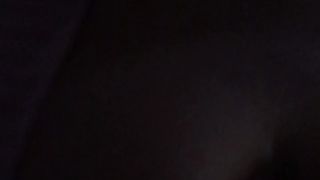 Le massaggio il culo prima di scoparla